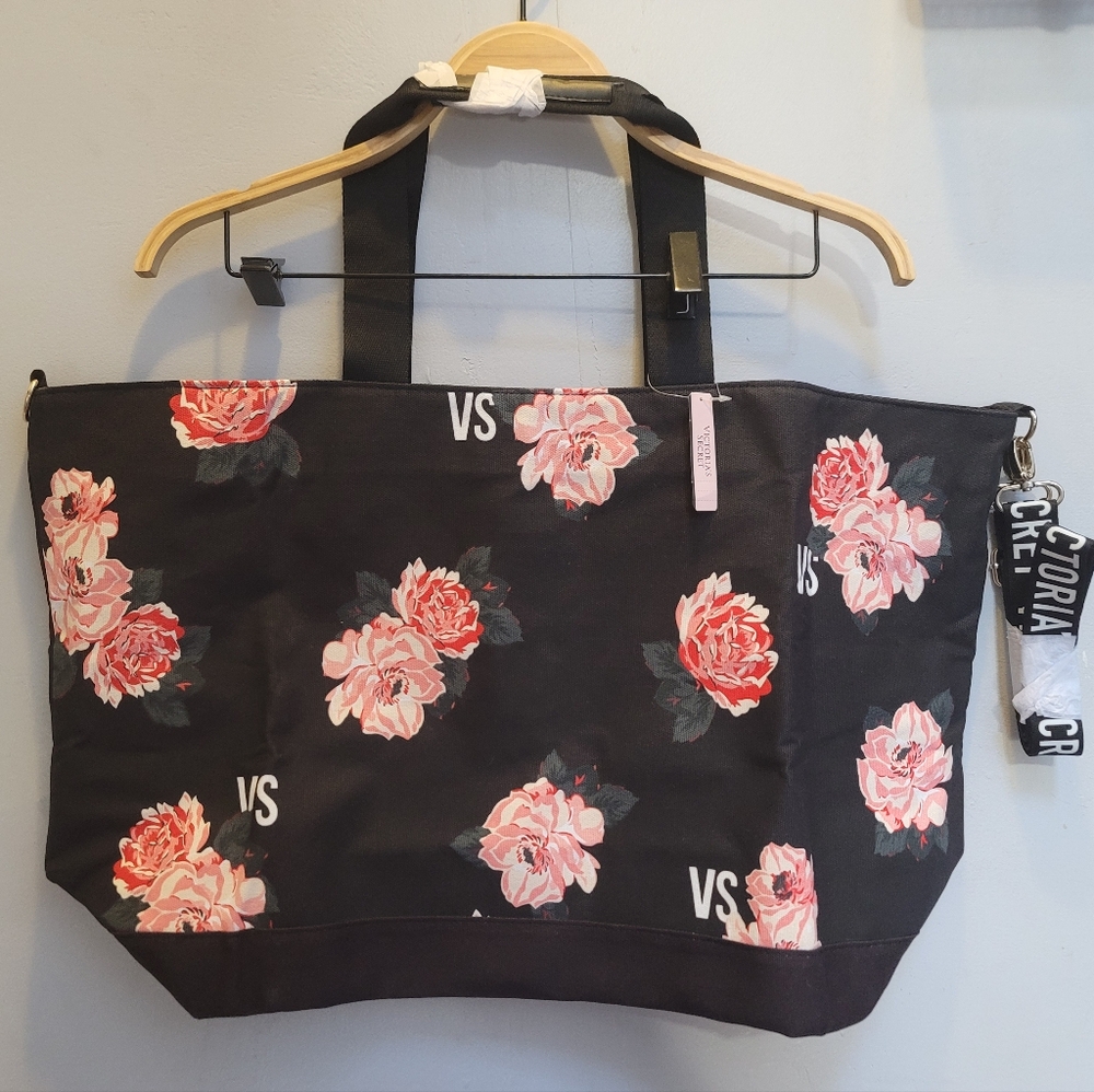 Victoria Secret Roses Weekender Travel Bag NWT Removable Strap Pink Flower Tote